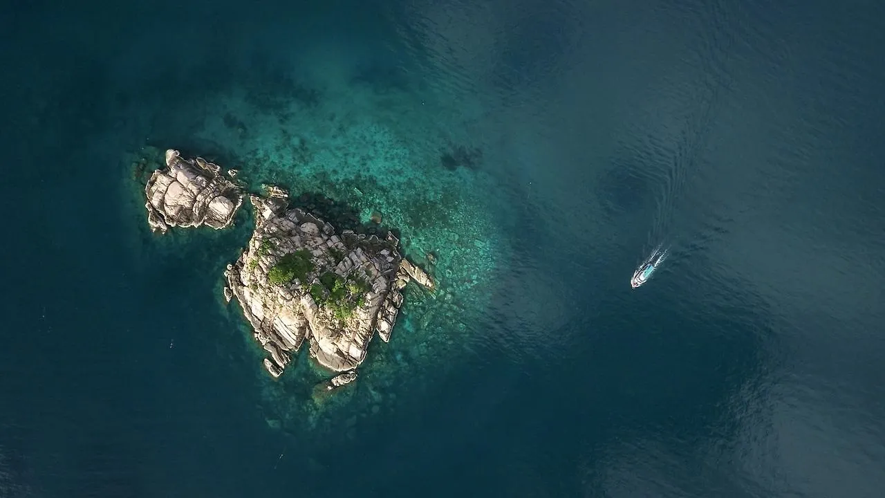 ****  Haadtien Beach Resort Koh Tao Thailand